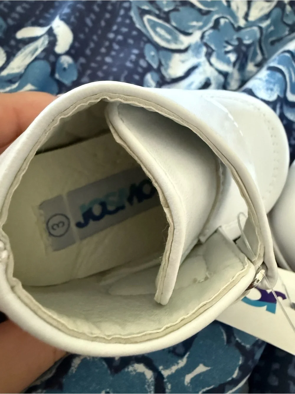 Josmo smooth white